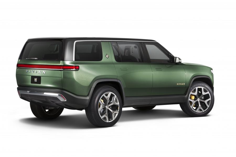  Rivian R1S 2018 года  (фото 25 из 33)